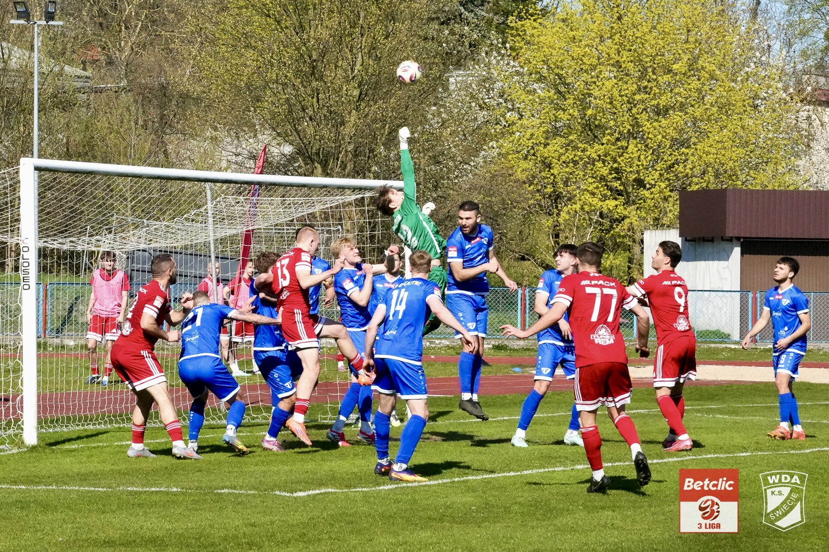 WDA WRACA NA ZWYCIĘSKĄ ŚCIEŻKĘ. BŁĘKITNI POKONANI